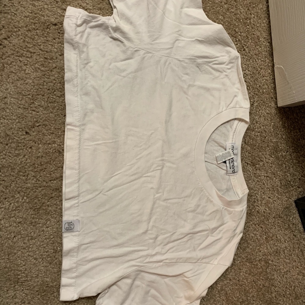 Extreme white crop top